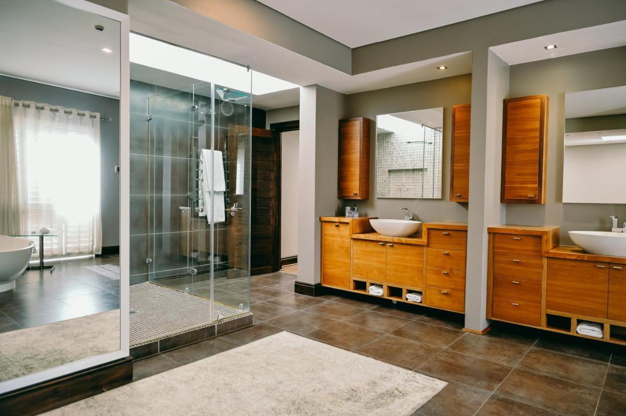 Tredenham Boutique Hotel Блумфонтейн Экстерьер фото Bathroom