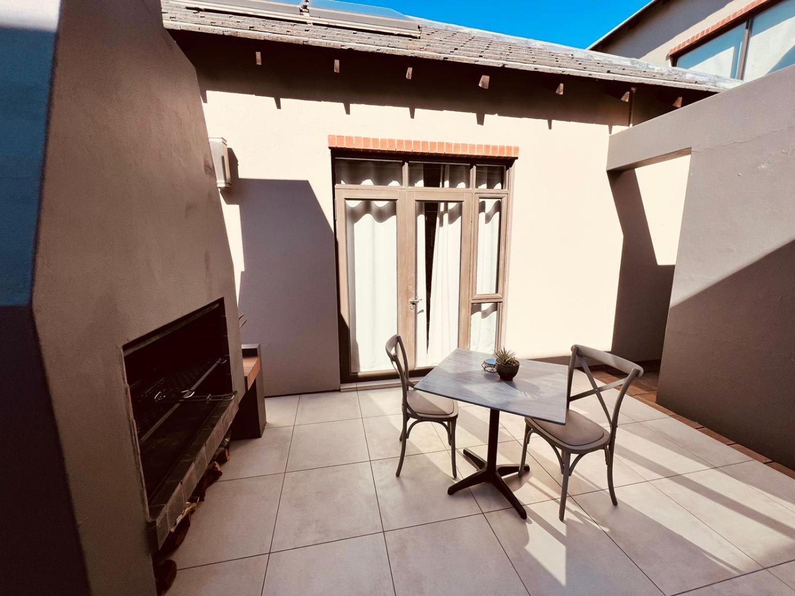 Tredenham Boutique Hotel Блумфонтейн Экстерьер фото A braai area