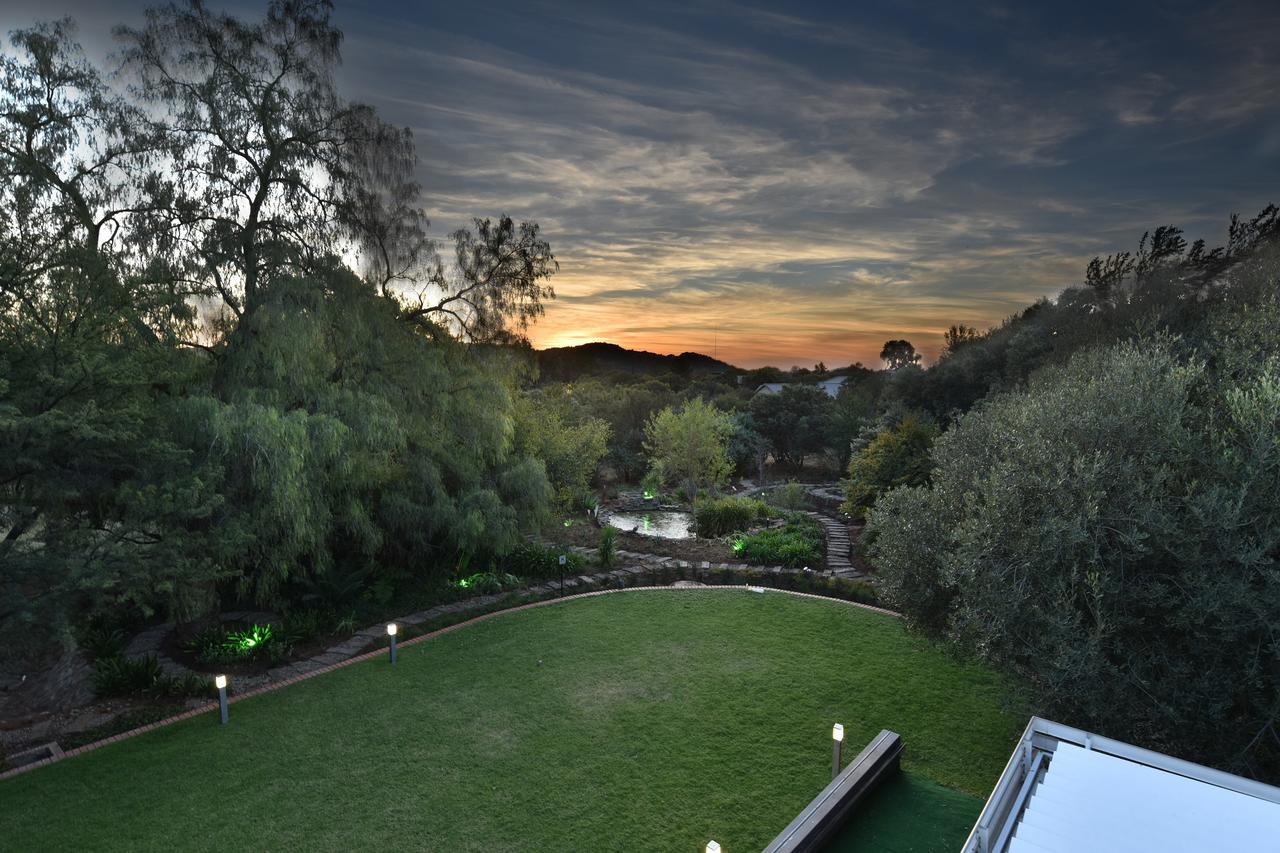 Tredenham Boutique Hotel Блумфонтейн Экстерьер фото The property's grounds